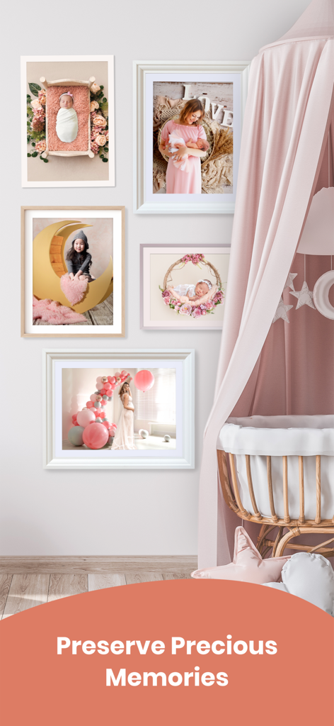 Pared de galería de fotos enmarcadas de bebés y maternidad en un cuarto de bebé con el texto Conserva Recuerdos Preciosos