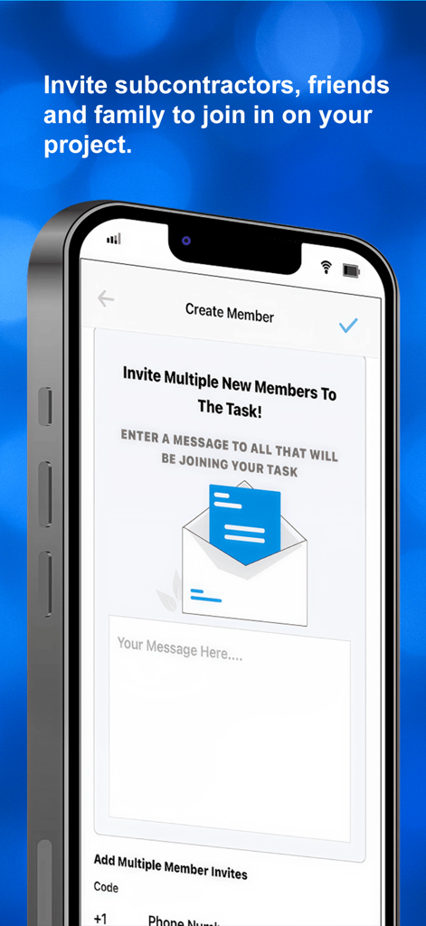 Pool Builder 360 - Schermata dell'app mobile che mostra come invitare subappaltatori e familiari a un progetto di costruzione di piscine