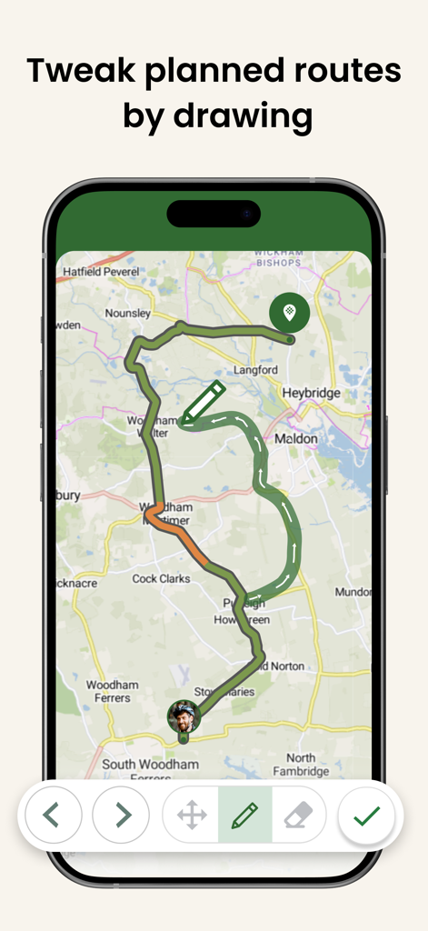 Cyclers: Bike Route Planner - Interfaz de la aplicación Cyclers mostrando una función para personalizar manualmente una ruta ciclista dibujando directamente en el mapa