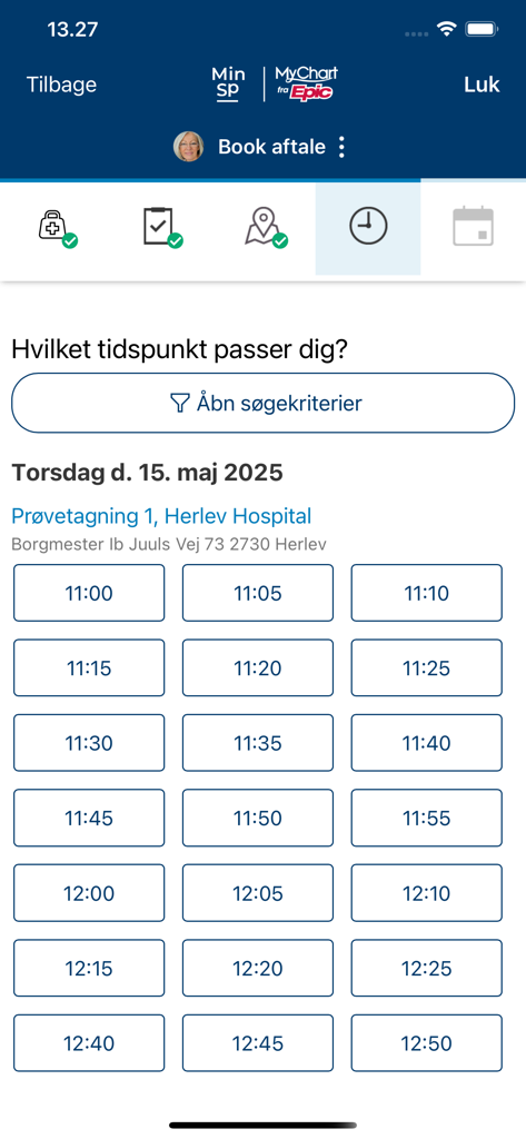MinSP - Interface of the MinSP medical app showing a selection of available time slots for booking a hospital appointment.