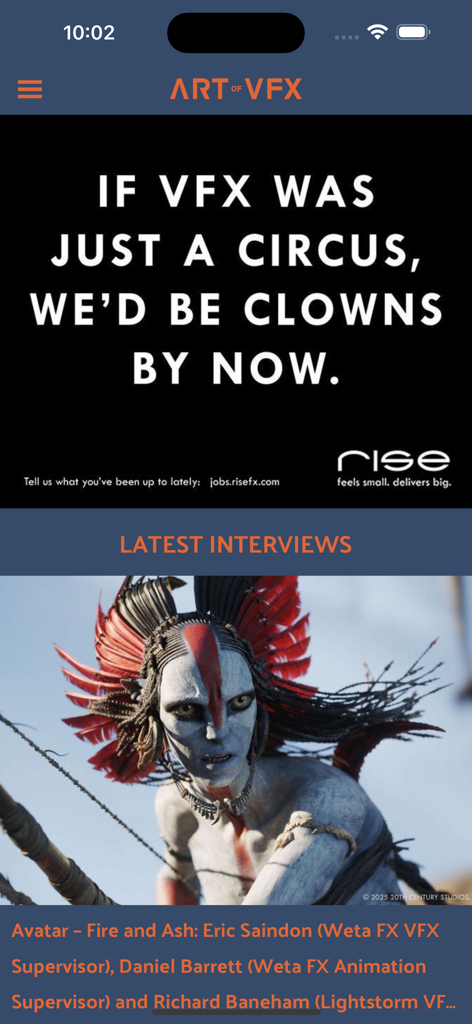 The Art of VFX - アバターの炎と灰に関するインタビューが特集されたThe Art of VFXアプリのスクリーンショット。映画に登場する青いキャラクターが写っています。