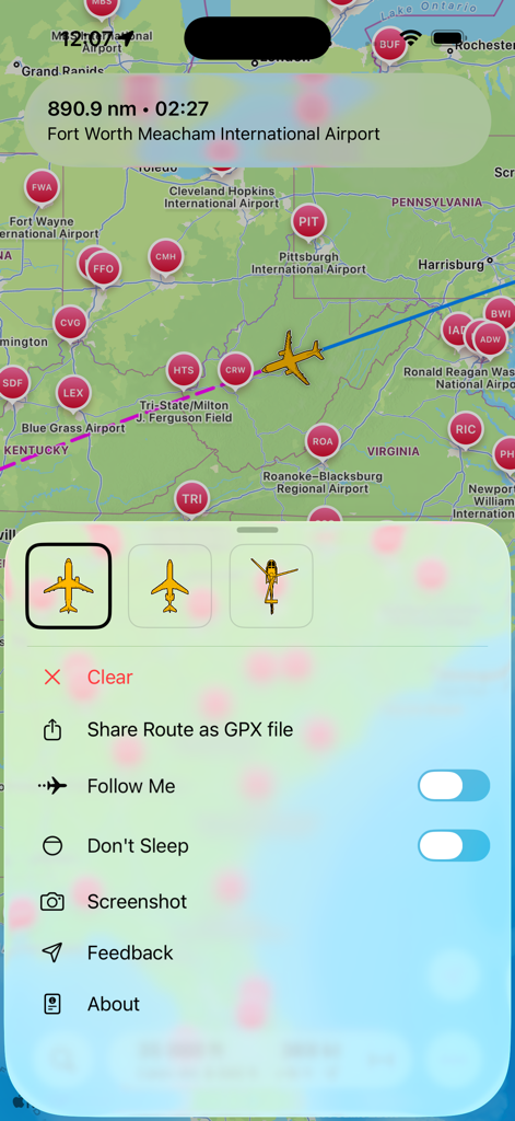 Captura de pantalla de la aplicación Flight Nav que muestra una ruta de vuelo en un mapa y un menú con opciones para compartir archivos GPX y seguir el vuelo.