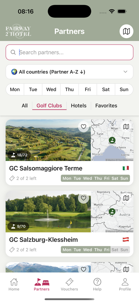 FAIRWAY 2 HOTEL - Tela do aplicativo FAIRWAY 2 HOTEL mostrando parceiros de clubes de golfe na Europa com mapas de localização e filtros de pesquisa
