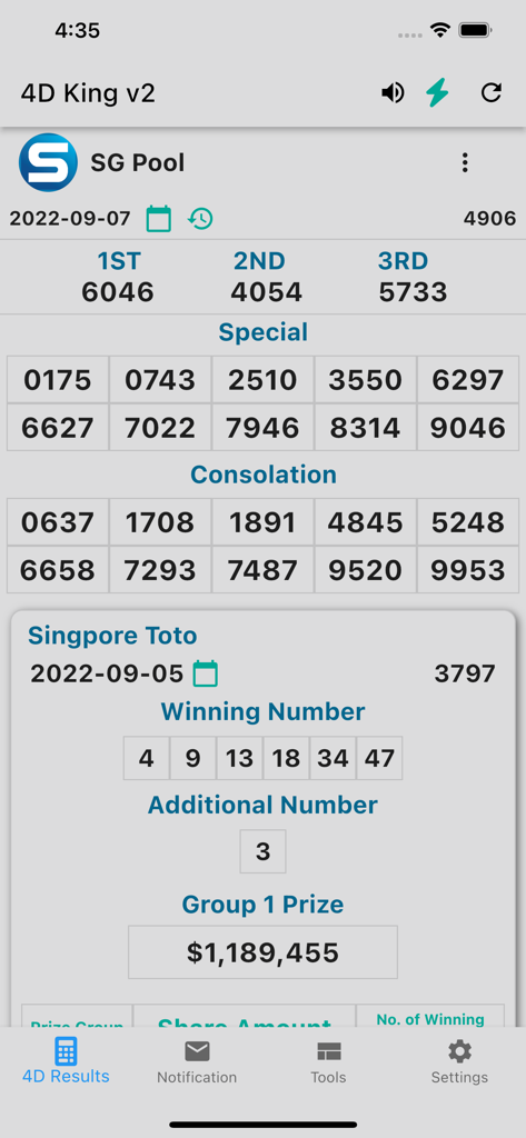 4D King V2 Live 4D Results - 4D King V2 mobile app screen displaying Singapore 4D and Toto winning lottery results.