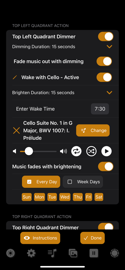 PhotoClock Pro - PhotoClock Pro settings interface for customizing wake up time and music dimming actions