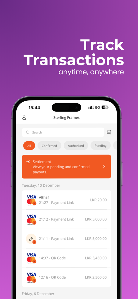 Interfaz de la aplicación Genie Business mostrando una lista de transacciones rastreadas con enlaces de pago y detalles del código QR