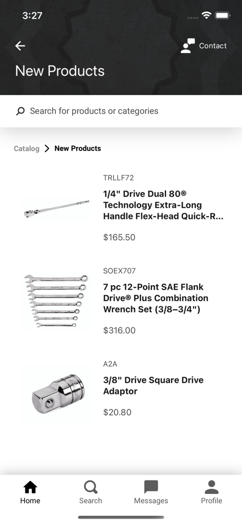 Snap-on - Snap-on Connectアプリの画面。レンチセットやラチェットなど、価格が表示された新製品ツールが表示されています。