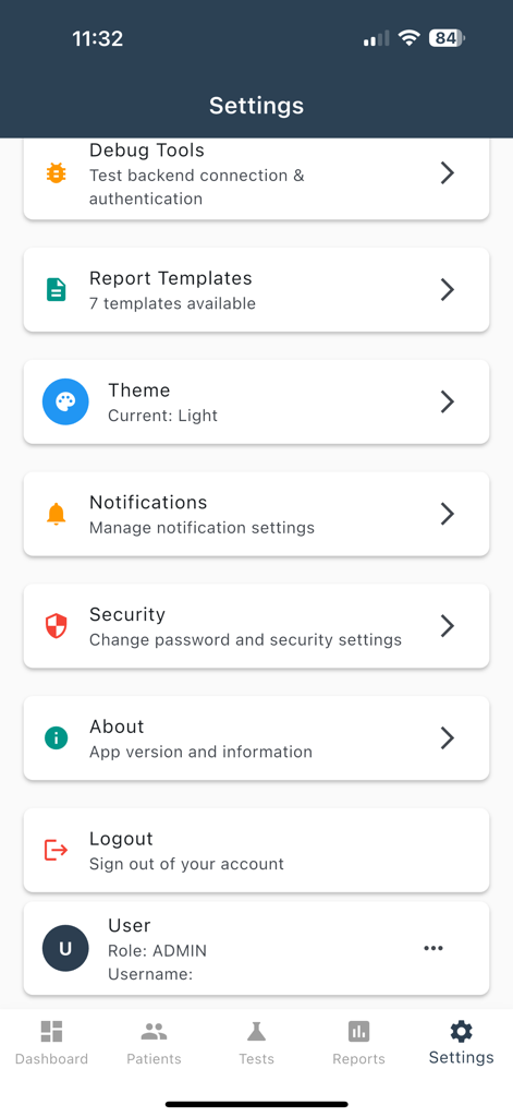 Menu des paramètres de l'application Gestion de Laboratoire montrant les configurations pour les modèles de rapports, les paramètres de sécurité et le profil de l'utilisateur administrateur.