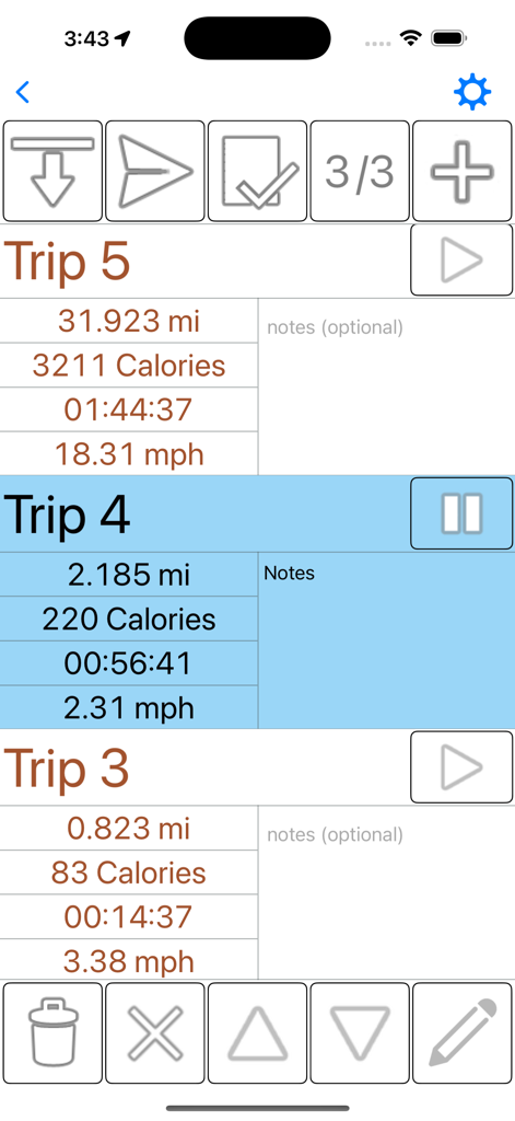 Interfaz de GPS Odometer Pro que muestra una lista de múltiples viajes rastreados con datos de distancia, calorías, tiempo y velocidad.