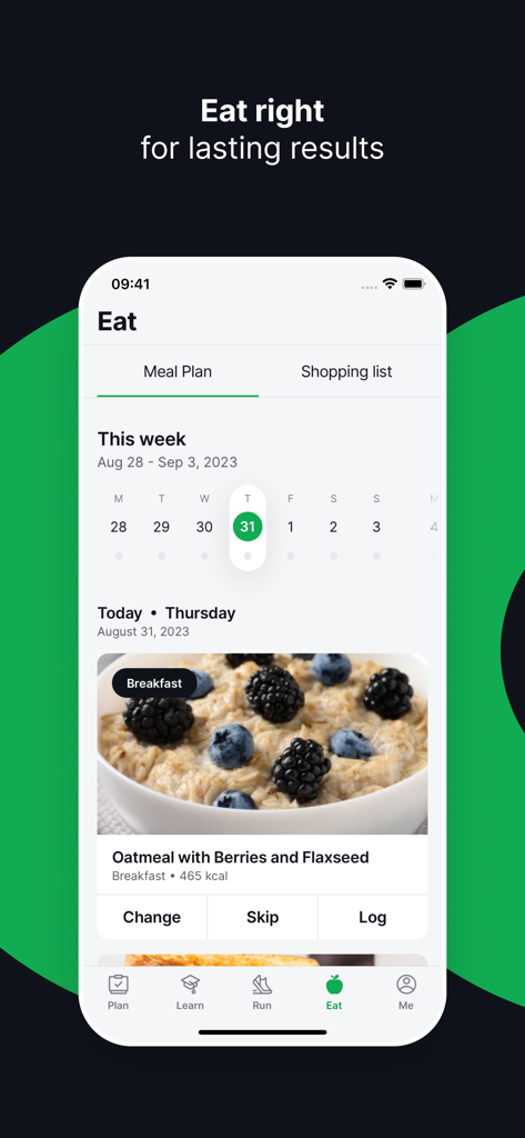 Joggo - Run Tracker & Coach - Interface of the Joggo app displaying a personalized weekly meal plan with a healthy breakfast recipe.