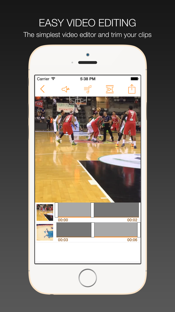 Add Music To Clips - Edited Music Videos - Interfaz del editor de vídeo Añade Música a Clips mostrando funciones de edición de vídeo sencillas y línea de tiempo para un clip de partido de baloncesto