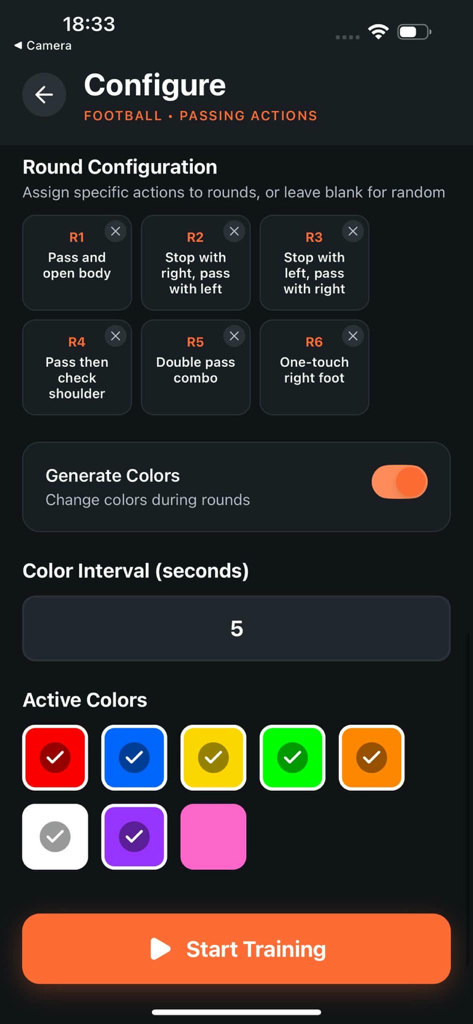 TrainZone - Tela de configuração do aplicativo TrainZone mostrando exercícios de passe de futebol e configurações de treinamento de reação com sinalização de cores.