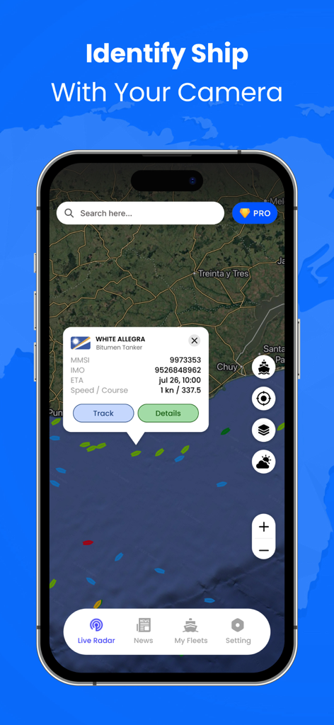 Ship Tracker +: Vessel Locator - Interface do aplicativo Ship Tracker mostrando um mapa de radar ao vivo com um cartão de informações detalhadas da embarcação para um petroleiro