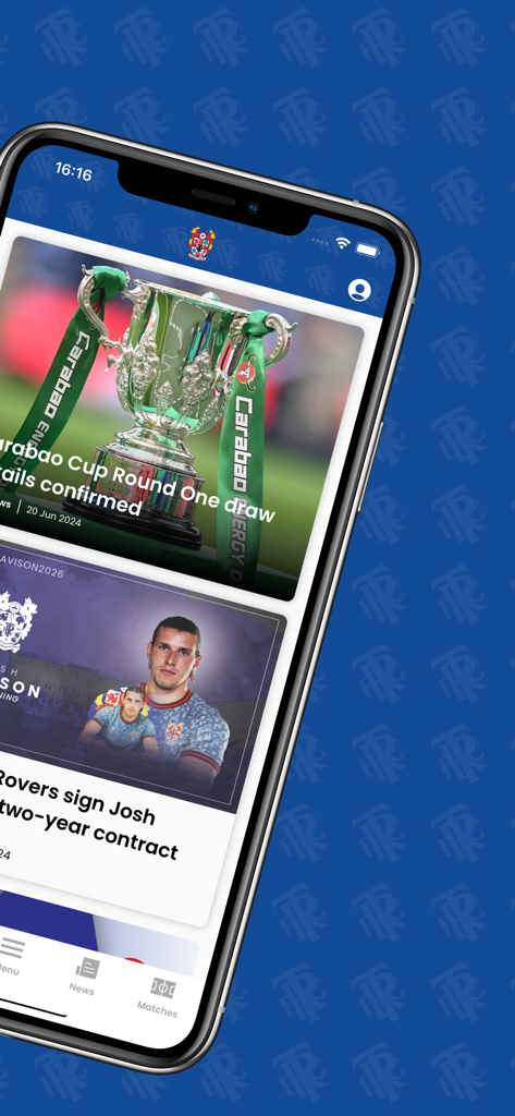 Tranmere Rovers FC - Um smartphone exibindo o aplicativo oficial do Tranmere Rovers FC com o feed de notícias mais recente.