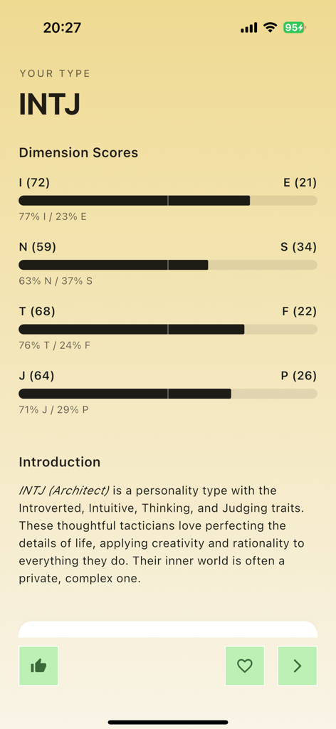 PsyPathia: Enneagram & MBTI - PsyPathia 앱은 INTJ 성격 유형 결과와 차원 점수를 보여줍니다.