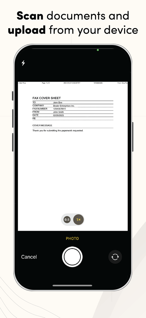 Digitalizando uma folha de rosto de fax com o aplicativo móvel eFax em um iPhone.