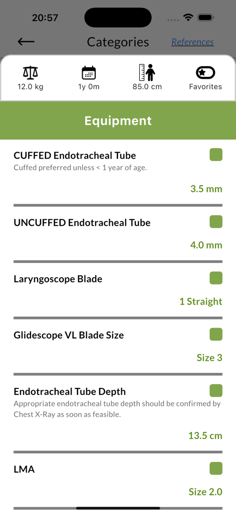 Pedi STAT EMS - Pedi STAT EMSアプリインターフェース。患者の体重と年齢に基づいた推奨小児気道機器サイズが表示されます。