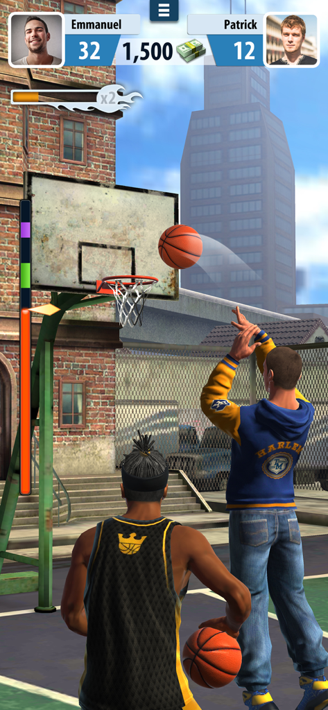 Basketball Stars™: Multiplayer - Ein 1v1-Streetballmatch in Basketball Stars, das einen Spieler zeigt, der einen Ball auf einem städtischen Platz wirft.