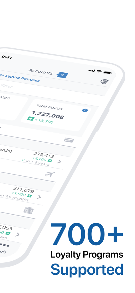AwardWallet app dashboard displaying total points and over 700 supported loyalty programs