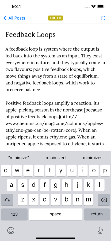 WriteFreely - Interfaz de editor de texto limpia y minimalista de la aplicación WriteFreely que muestra un borrador de publicación de blog con sintaxis Markdown.