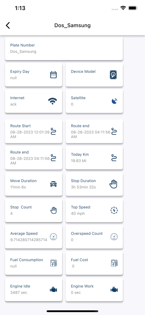 SF Tracker - SF Tracker Mobile App Dashboard mit detaillierten Fahrzeugmetriken, einschließlich Geschwindigkeit, Routendauer und Motorleerlaufzeit.