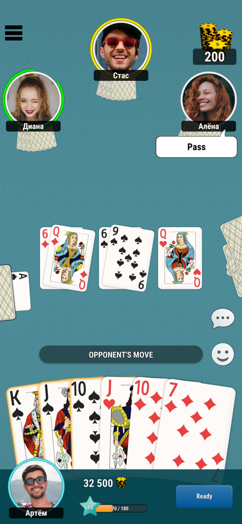 Four players in an online multiplayer match of Durak card game showing cards on the table and player hand