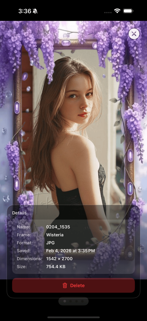 Qiui - Frame Your Moments - Um retrato emoldurado com flores roxas de glicínia mostrando detalhes do arquivo no aplicativo Qiui