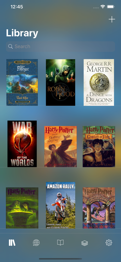 Auri - Read Books in Original - Interfaz de la biblioteca de la aplicación Auri que muestra una colección de portadas de libros digitales