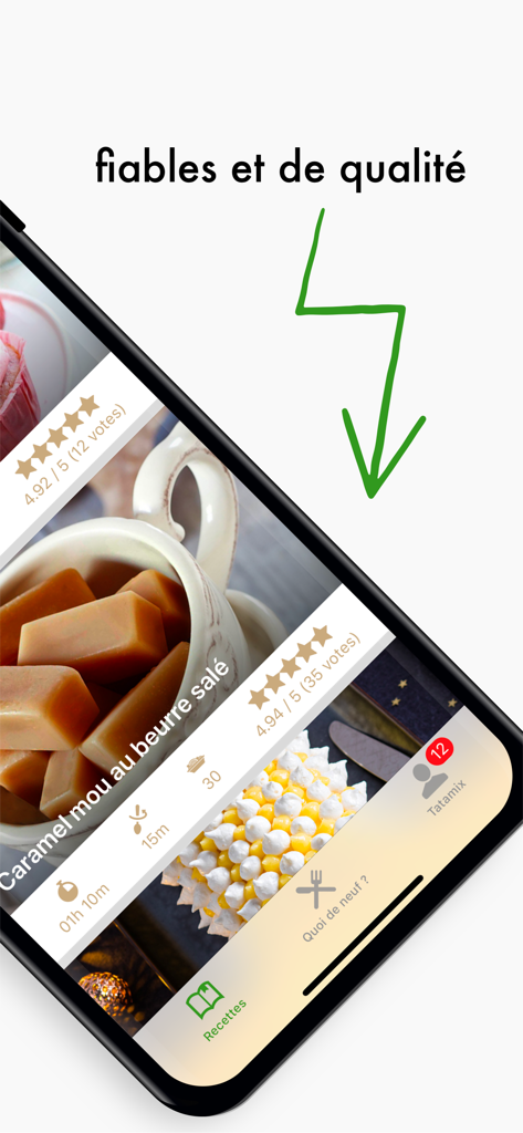 Schermata di uno smartphone che mostra l'app Cookomix con ricette di dessert molto apprezzate e recensioni degli utenti.