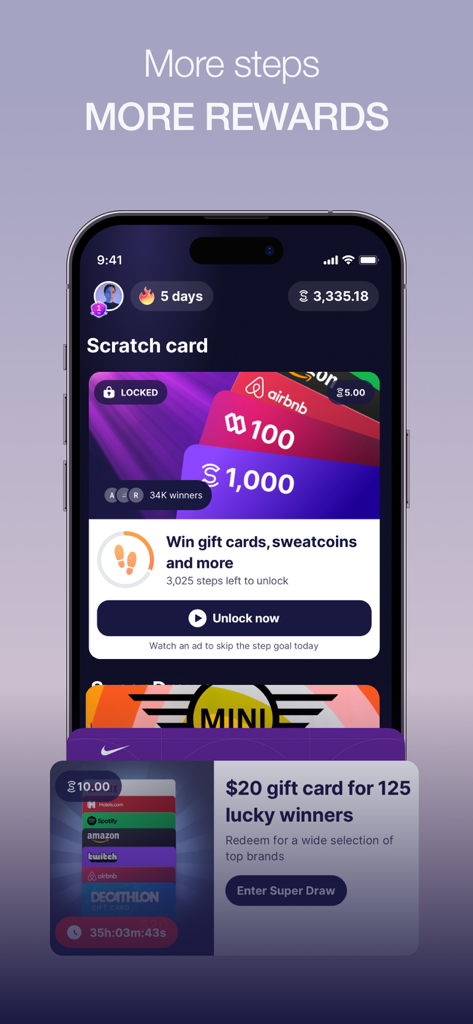 Sweatcoin Walking Step Counter - Una pantalla de smartphone que muestra la sección de recompensas de la aplicación Sweatcoin con tarjetas de rascar y ofertas de tarjetas de regalo por caminar