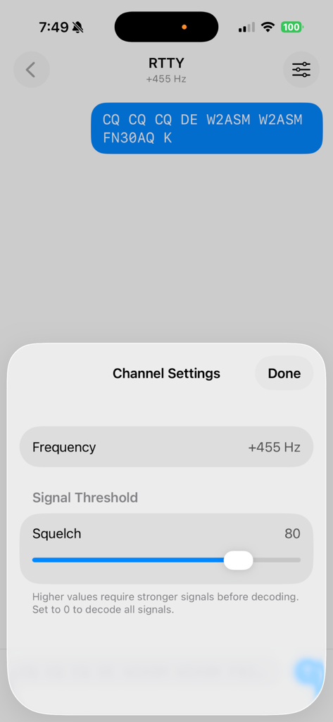 Interface of the Amateur Digital app showing an RTTY chat bubble and a channel settings overlay with squelch and frequency controls.