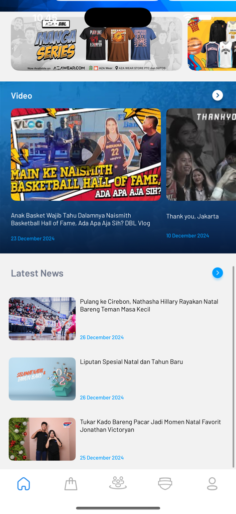 DBL Play - DBL Playアプリのインターフェース。バスケットボールのビデオとニュース記事が表示されています。