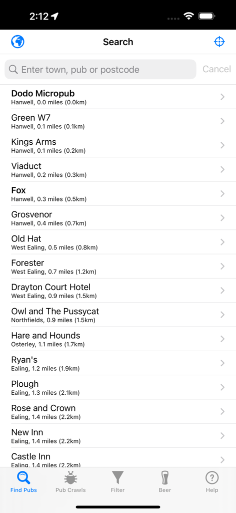 Pub Crawler - Une liste de résultats de recherche dans l'application Pub Crawler montrant des pubs britanniques à proximité avec leurs noms et distances.