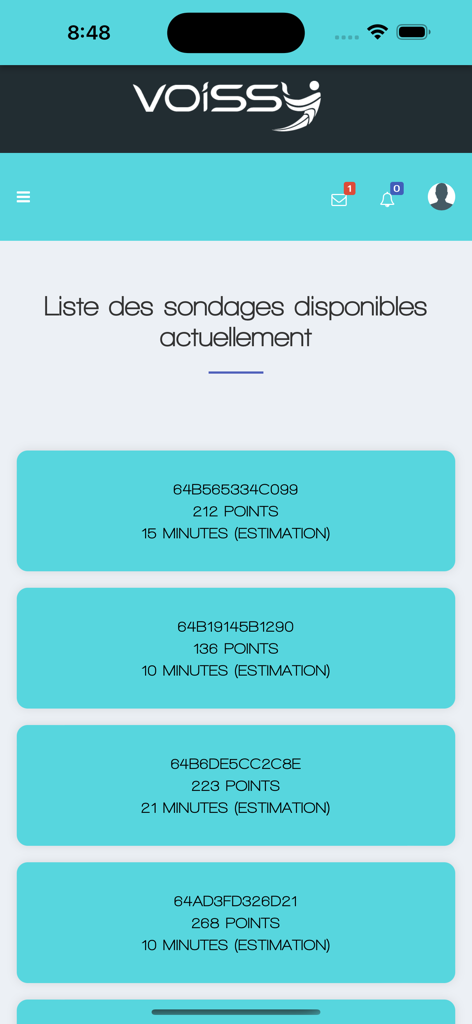 Écran de l'application Voissy montrant une liste d'enquêtes disponibles avec les récompenses en points et les temps d'achèvement estimés
