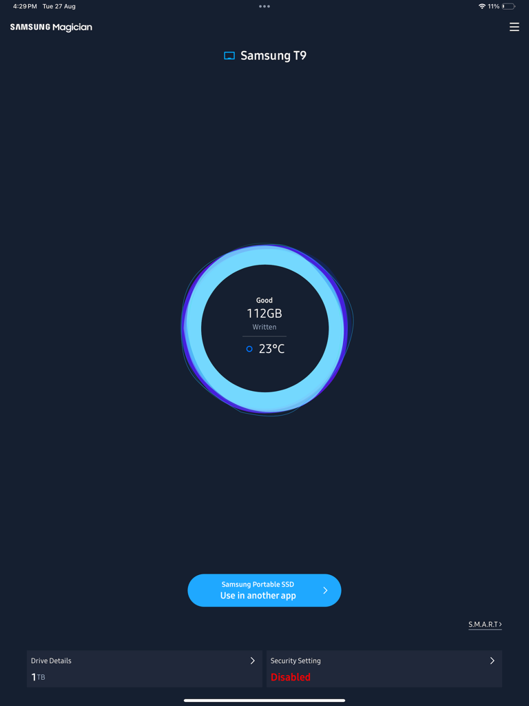 Panel de Samsung Magician mostrando el estado de salud y la temperatura del SSD en el iPad