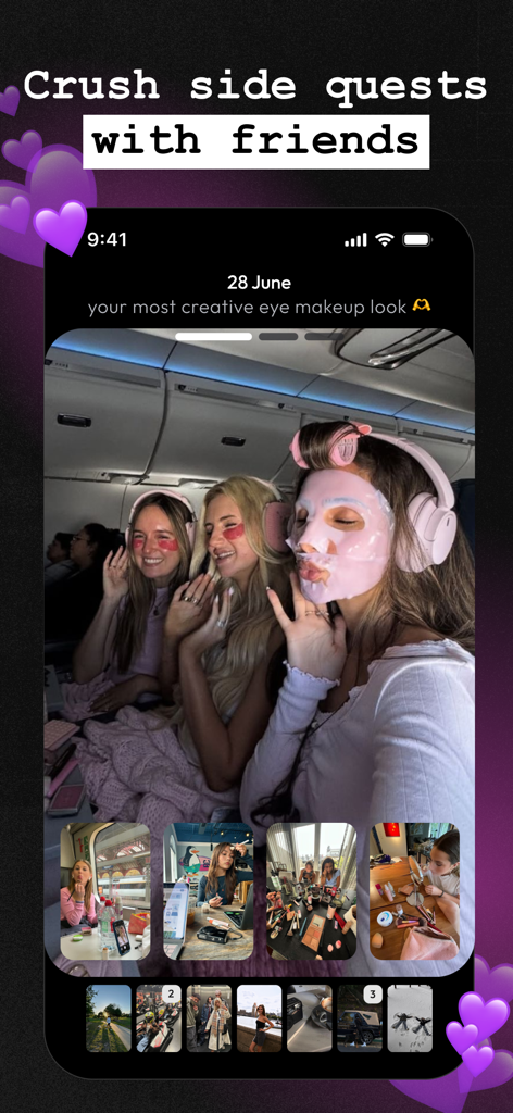 Hyper Challenges - Trois amis prenant un selfie dans un avion tout en accomplissant un défi de quête secondaire de maquillage sur l'application Hyper Challenges