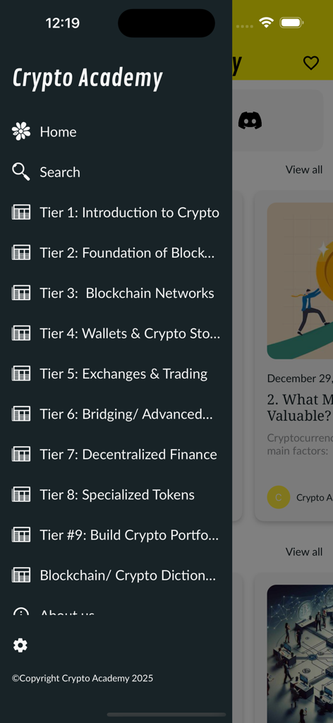 Menú de navegación lateral de la aplicación Crypto Academy que muestra nueve niveles de módulos educativos de criptomonedas y blockchain.