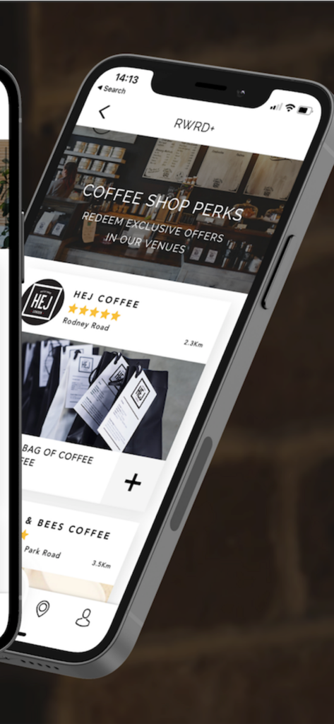 RWRD - RWRDアプリ画面。Hej Coffeeのような個性的な会場でのコーヒーショップの特典と限定オファーを表示。