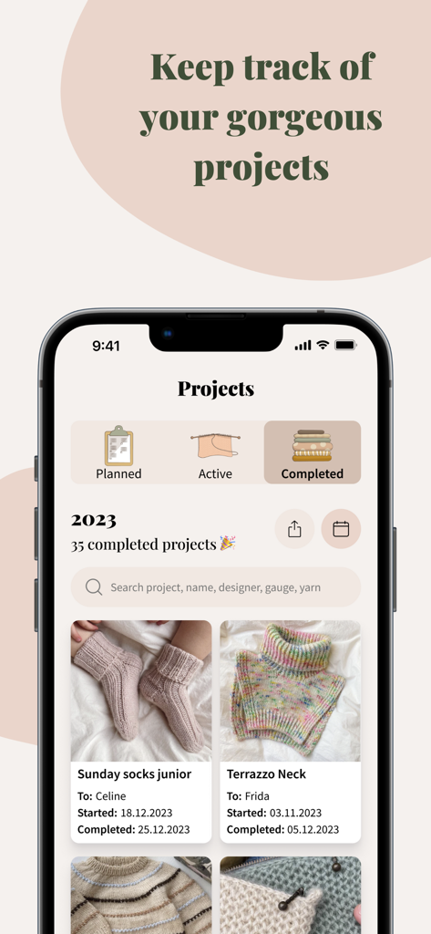 Knitandnote: Knitting App - Knitandnote app screen displaying a gallery of completed knitting projects with photos and project details