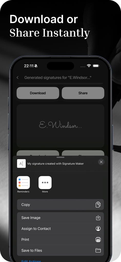 Pantalla de iPhone mostrando opciones para descargar o compartir una firma electrónica recién creada