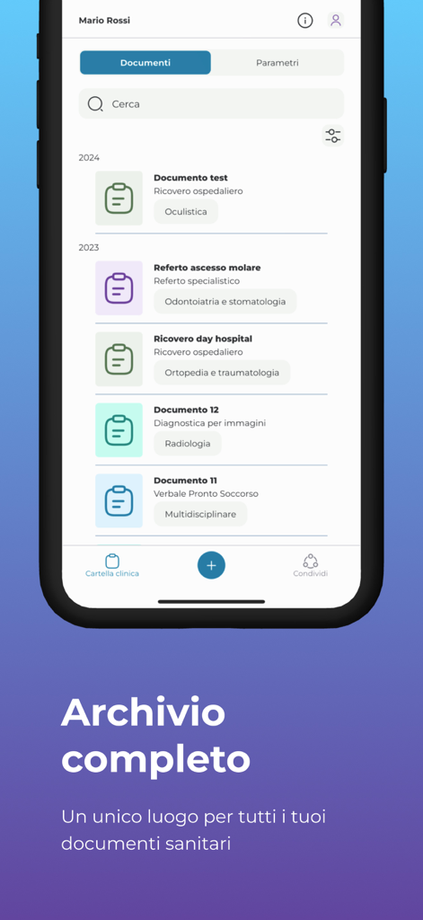 DataMed - Interfaz de la aplicación DataMed que muestra un archivo completo de registros médicos digitales organizados por año.