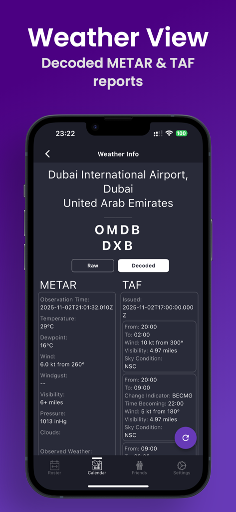 SkyCrew - Airlines Roster - Interface de l'application SkyCrew affichant les rapports météorologiques aéronautiques METAR et TAF décodés pour les pilotes et le personnel