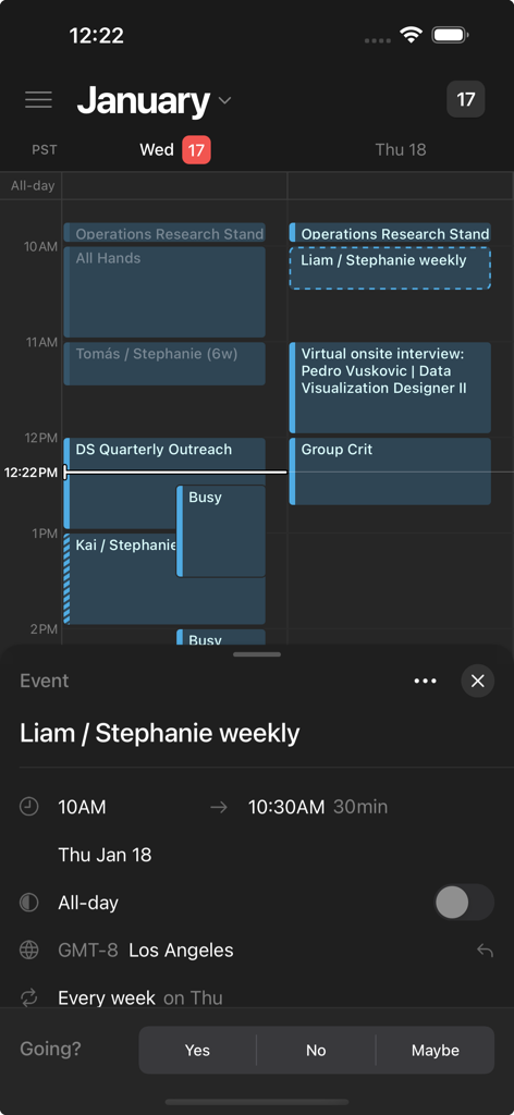 Notion Calendarアプリのダークモード。週間のスケジュールと会議の具体的なイベント情報が表示されています。