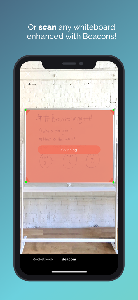Smartphone escaneando una pizarra con Rocketbook Beacons para la organización digital de notas
