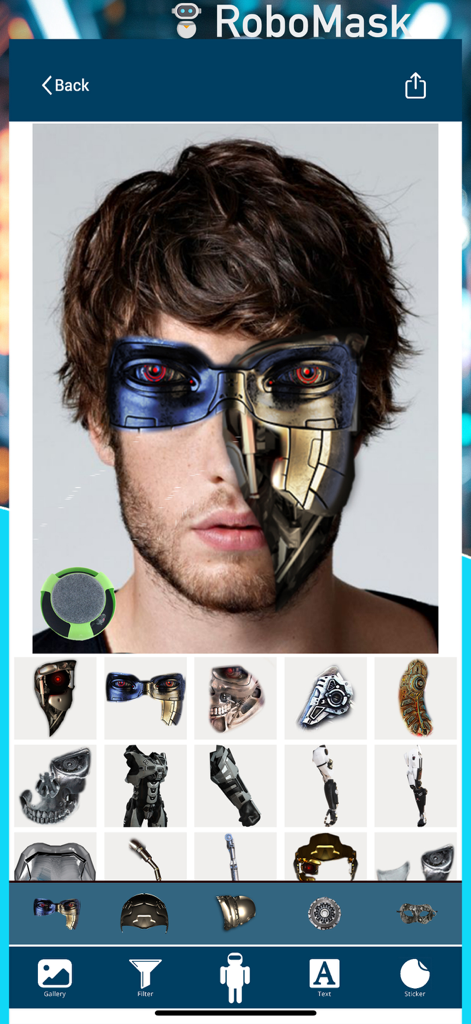 RoboMask : Ai CyberFace Camera - Un hombre usando la aplicación RoboMask para aplicar una máscara cibernética robótica a su rostro