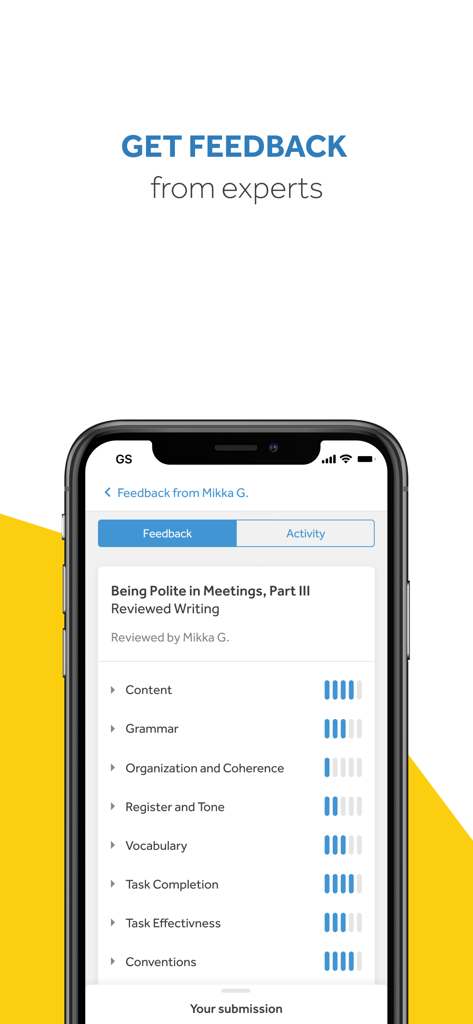Rosetta Stone: Fluency Builder - Un'interfaccia mobile che mostra un feedback esperto dettagliato su una lezione di scrittura professionale, inclusi punteggi per grammatica e tono.