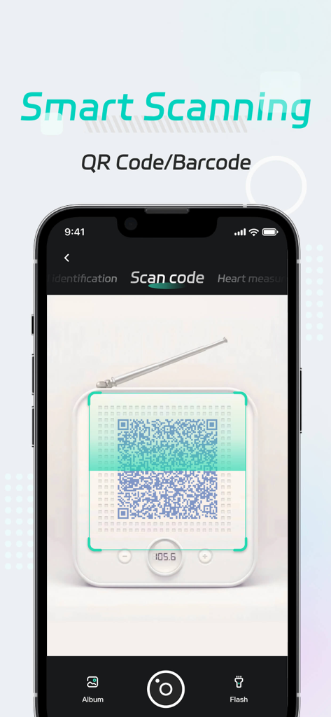 SmartScanner-AI Measure&Count - Un écran de smartphone montrant l'interface de numérisation de codes QR et de codes-barres de l'application SmartScanner