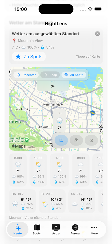 NightLens - NightLens 앱의 스크린샷으로, 날씨 조건, 시간별 예측 및 Mountain View의 지도 표시.