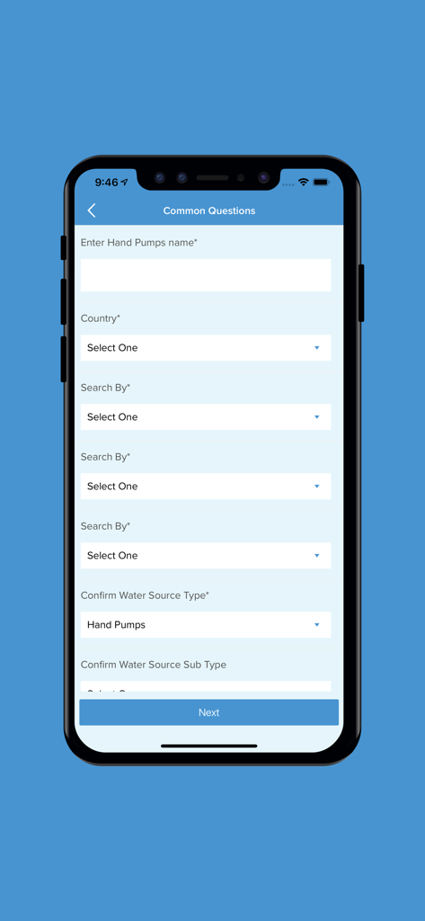 Una pantalla de entrada de datos en la aplicación Madzi Alipo utilizada para identificar bombas manuales por nombre, país y tipo de fuente de agua.