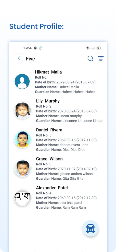 Smart School Nepal - Una lista de perfiles de estudiantes en la aplicación móvil Smart School Nepal que muestra nombres y detalles de inscripción.
